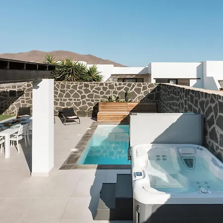 Aridane, Jacuzzi&heated Pool