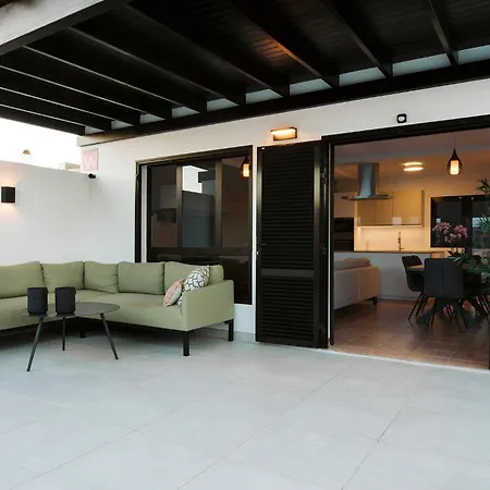 Aridane, Jacuzzi&heated Pool * Playa Blanca (Lanzarote)
